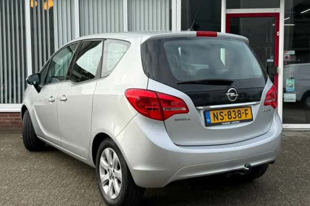 Opel Meriva (2014) thumbnail 3