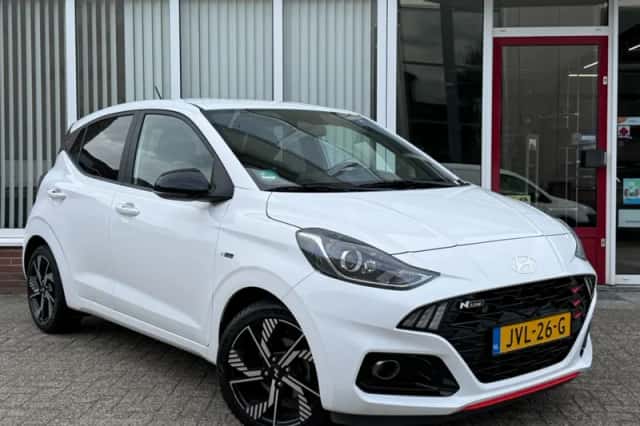 Hyundai i10 (2023) thumbnail 1