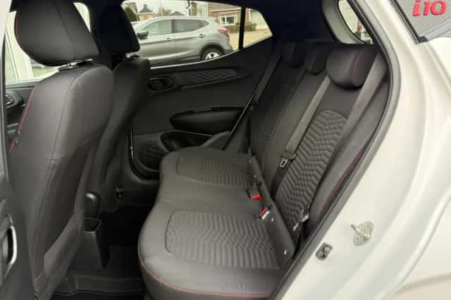 Hyundai i10 (2023) thumbnail 5