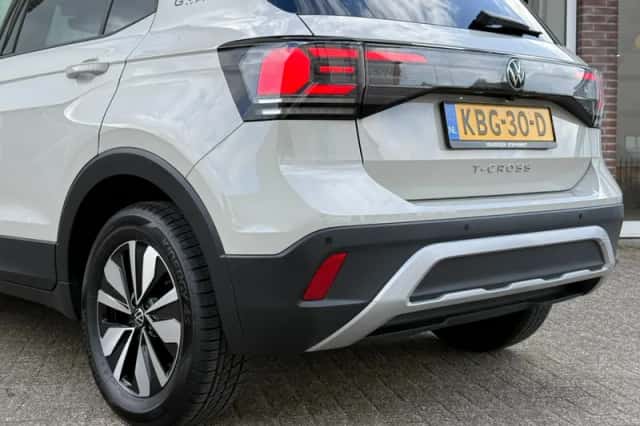 Volkswagen T-Cross (2025) thumbnail 4