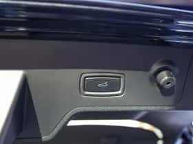 Porsche Panamera (2021) thumbnail 52