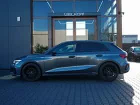 Audi A3 (2021) thumbnail 2