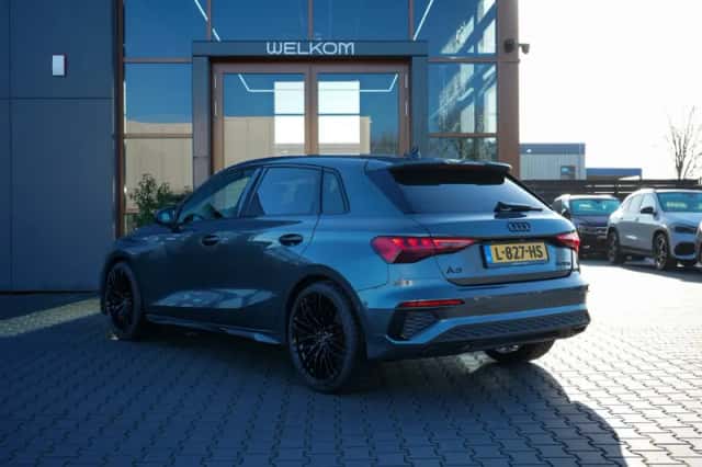 Audi A3 (2021) thumbnail 3