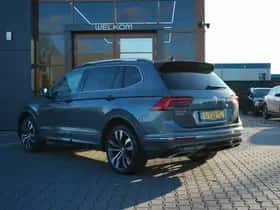 Volkswagen Tiguan (2019) thumbnail 3