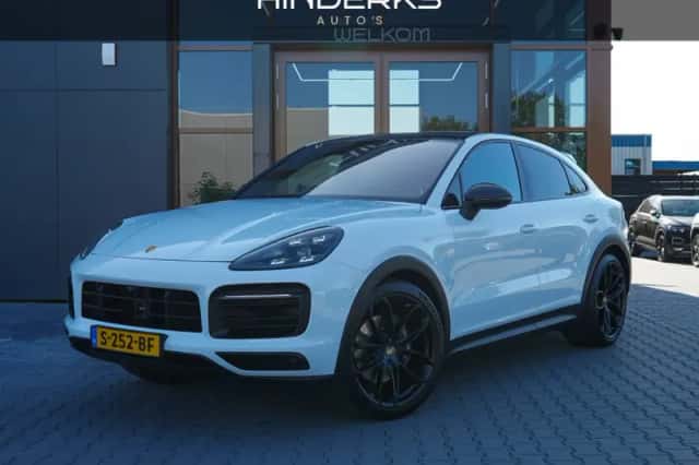 Porsche Cayenne (2022) thumbnail 1