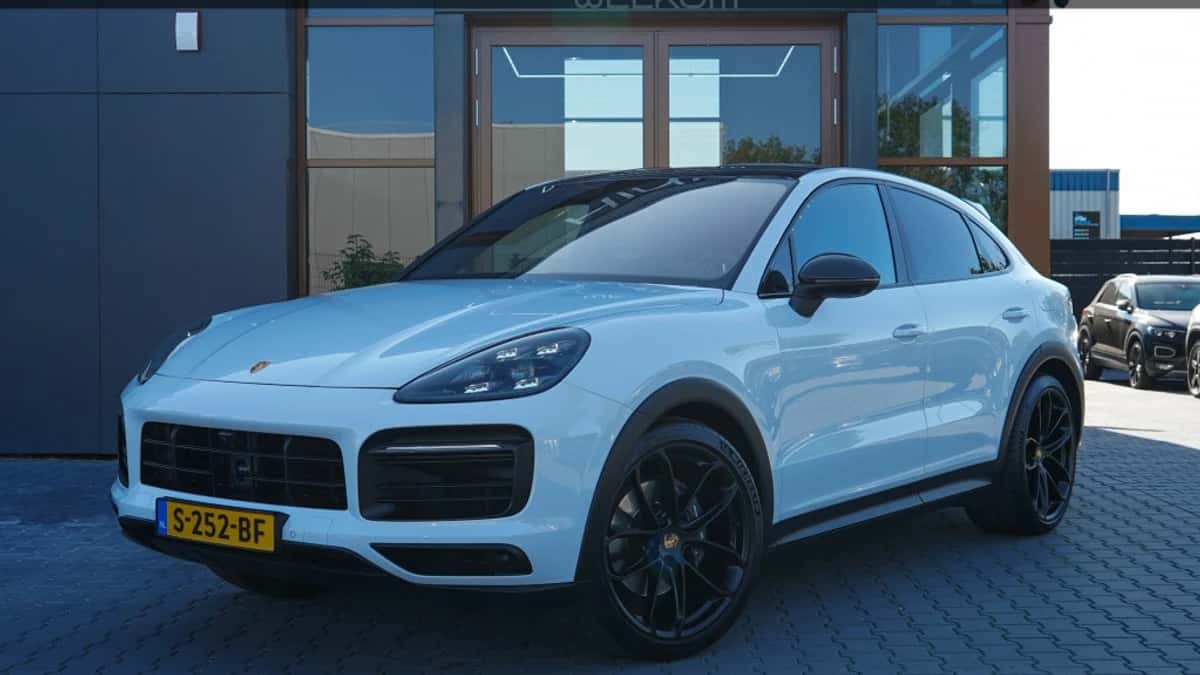Porsche Cayenne (2022) — foto 1