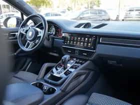 Porsche Cayenne (2022) thumbnail 59