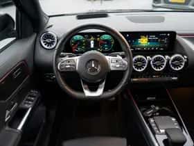 Mercedes-Benz GLA (2022) thumbnail 27