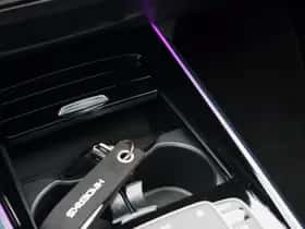 Mercedes-Benz GLA (2022) thumbnail 40
