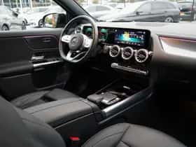 Mercedes-Benz GLA (2022) thumbnail 44