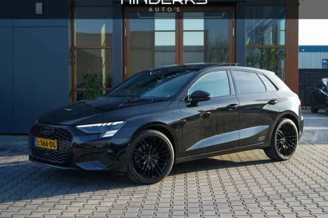 Audi A3 (2021) thumbnail 1