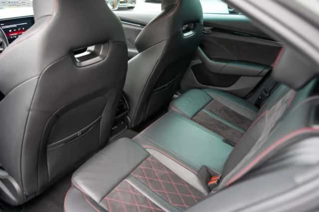Škoda Octavia (2021) thumbnail 6