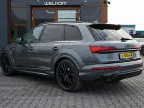 Audi Q7 (2021) thumbnail 3