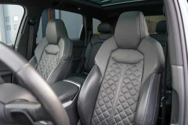 Audi Q7 (2021) thumbnail 5