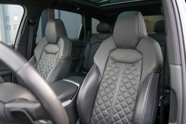 Audi Q7 (2021) thumbnail 5
