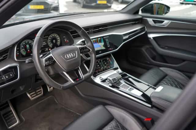 Audi A6 (2022) thumbnail 4