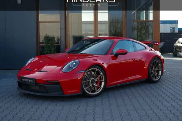 Porsche 911 (2021) thumbnail 1
