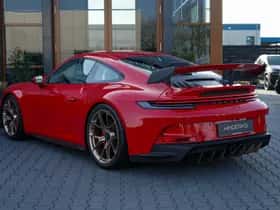 Porsche 911 (2021) thumbnail 3