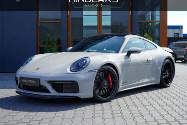 Porsche 911 (2022) thumbnail 1