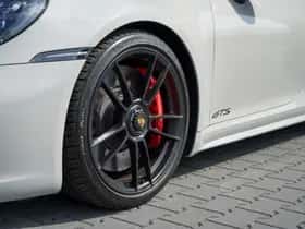 Porsche 911 (2022) thumbnail 16