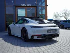 Porsche 911 (2022) thumbnail 3
