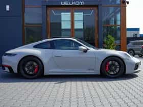 Porsche 911 (2022) thumbnail 10