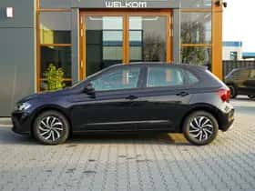 Volkswagen Polo (2022) thumbnail 2