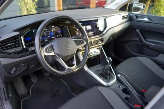 Volkswagen Polo (2022) thumbnail 4
