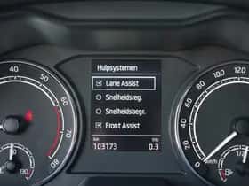 Škoda Kamiq (2021) thumbnail 21