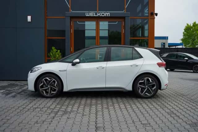 Volkswagen ID.3 (2022) thumbnail 2