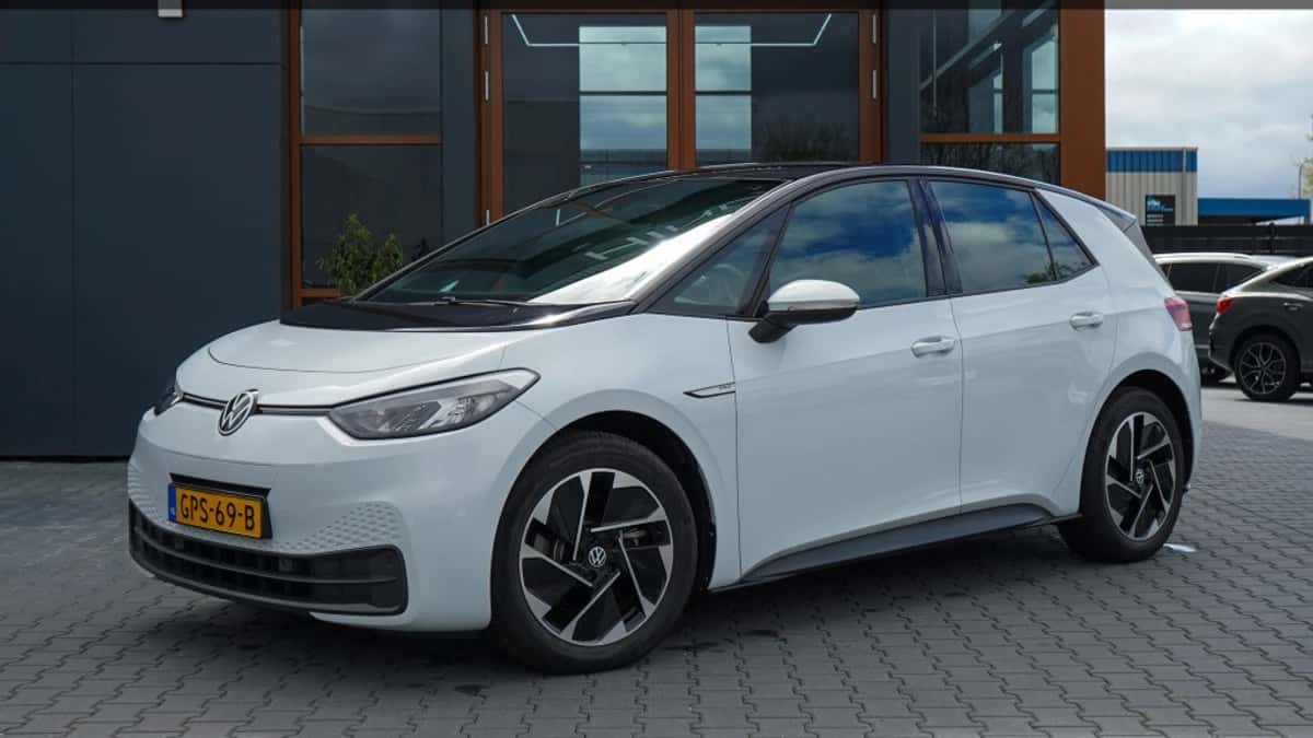 Volkswagen ID.3 (2021) — foto 1