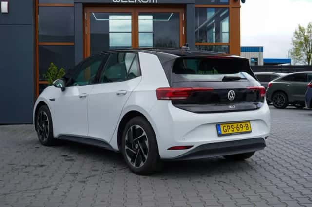 Volkswagen ID.3 (2021) thumbnail 3