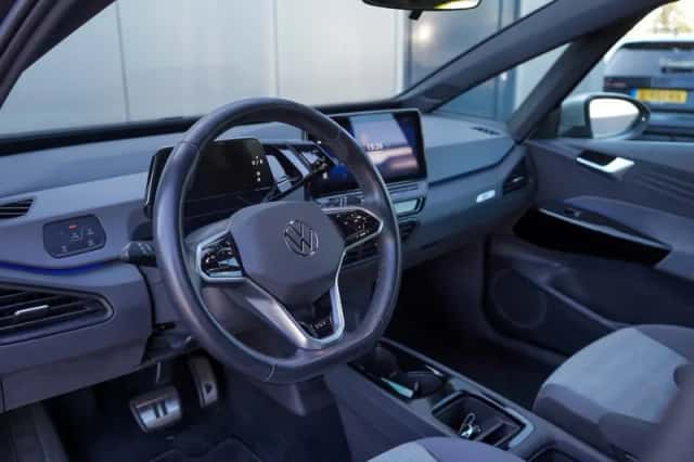 Volkswagen ID.3 (2020) thumbnail 5