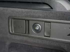 BMW X5 (2022) thumbnail 41