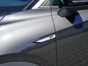 Volkswagen ID.4 (2020) thumbnail 15