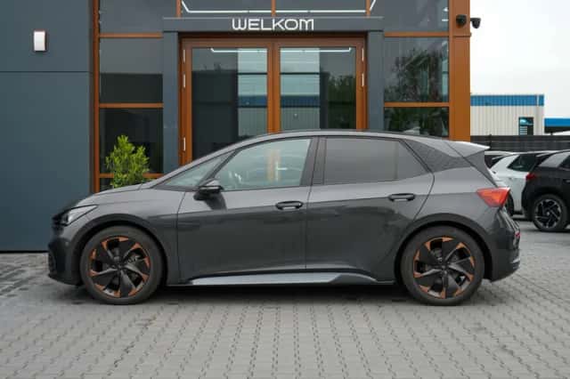 CUPRA Born (2022) thumbnail 2