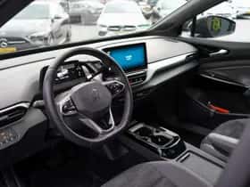 Volkswagen ID.4 (2021) thumbnail 5