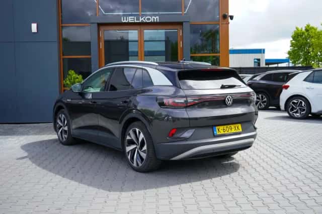 Volkswagen ID.4 (2021) thumbnail 3
