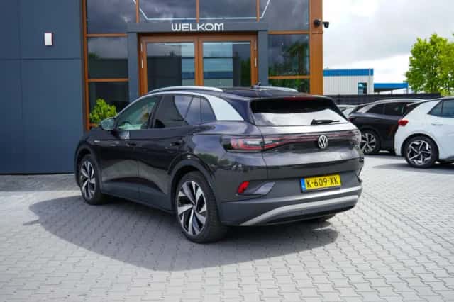 Volkswagen ID.4 (2021) thumbnail 3