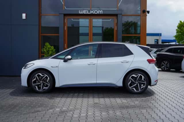 Volkswagen ID.3 (2020) thumbnail 2