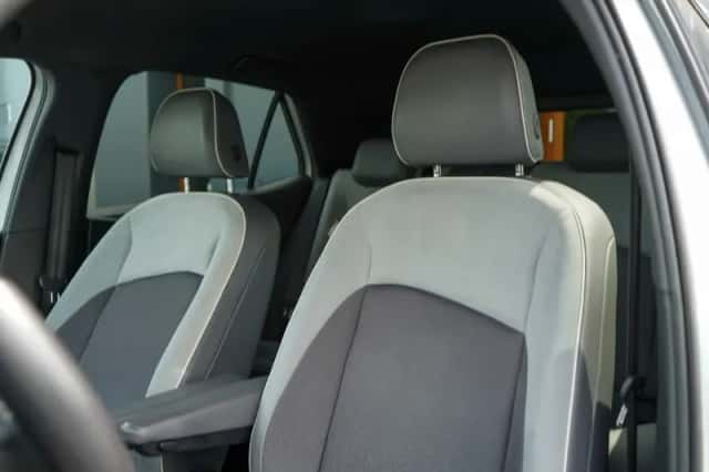 Volkswagen ID.3 (2020) thumbnail 6