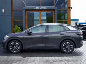 Volkswagen ID.4 (2021) thumbnail 2