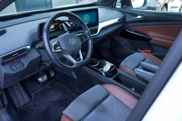 Volkswagen ID.4 (2020) thumbnail 5