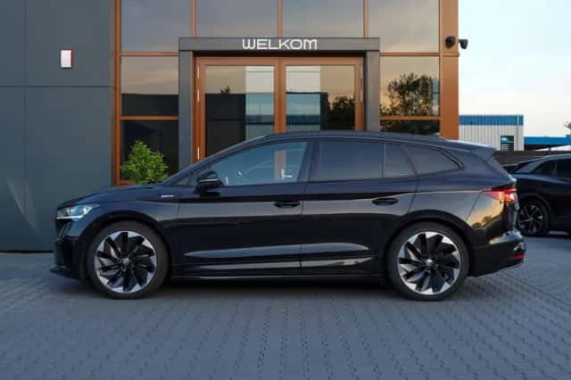 Škoda Enyaq (2021) thumbnail 2