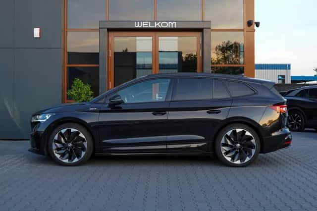 Škoda Enyaq (2021) thumbnail 2