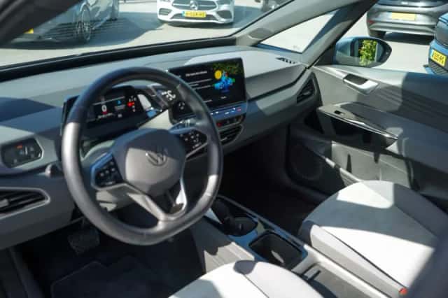Volkswagen ID.3 (2020) thumbnail 4