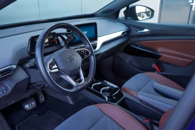 Volkswagen ID.4 (2020) thumbnail 4