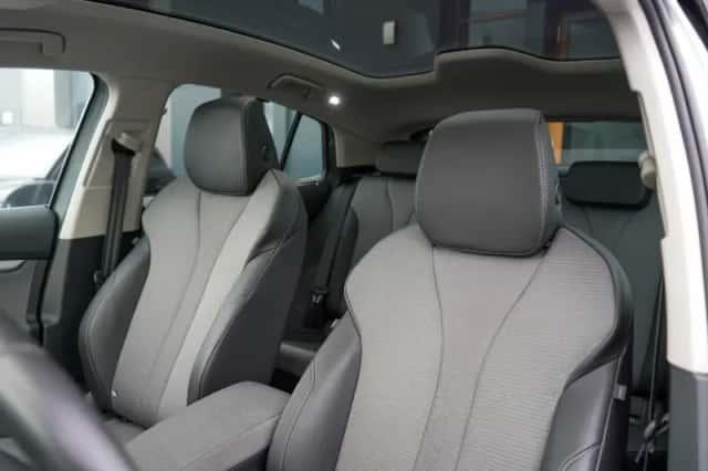 Škoda Enyaq (2023) thumbnail 5