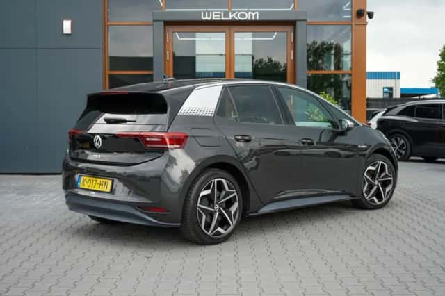 Volkswagen ID.3 (2020) thumbnail 2