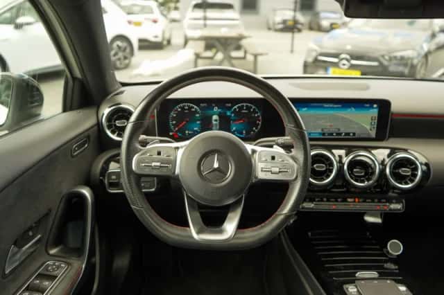 Mercedes-Benz A-Klasse (2020) thumbnail 3